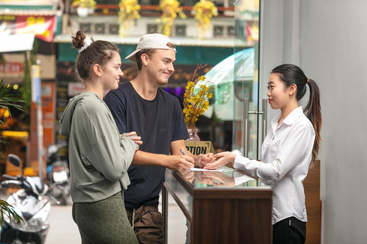 Sonata Central Hotel & Spa Hanoi Bagian luar foto